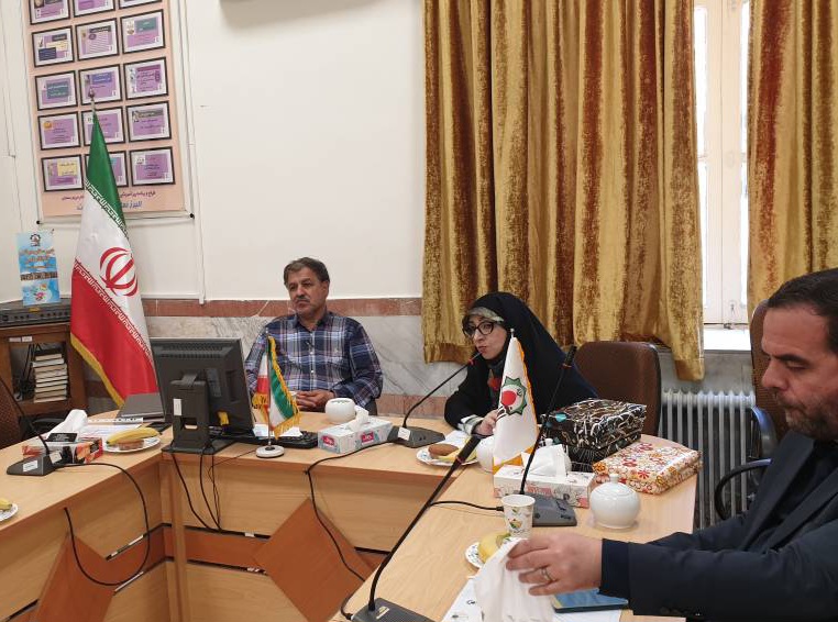 تشکیل جلسه امور آموزش با حضور مدیران پایه و مدیران دپارتمان های دروس تخصصی و عمومی