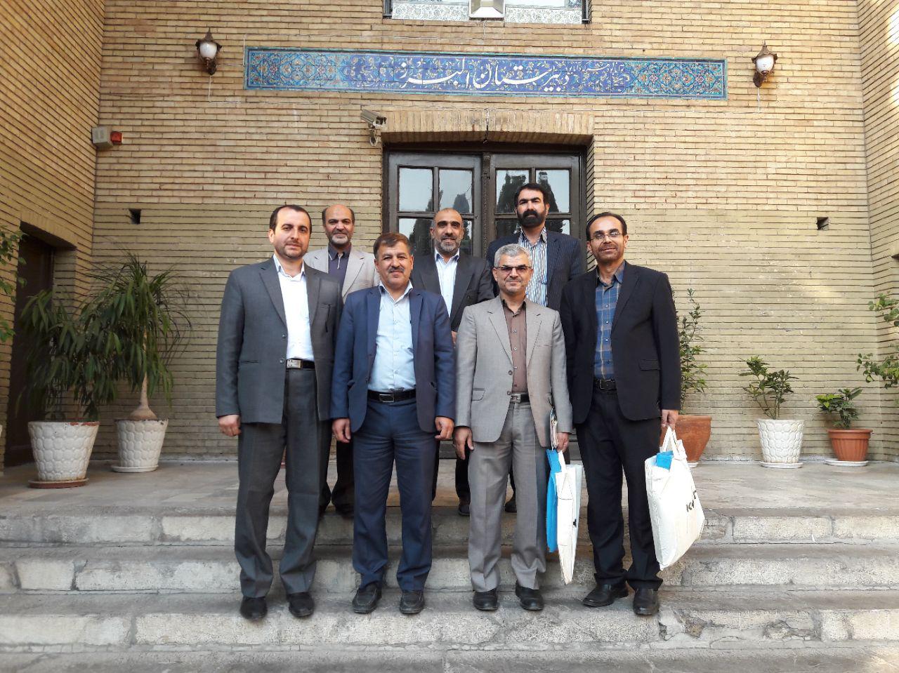 بازدید مسئولین مدرسه سمپاد بهشتی تنکابن از دبیرستان ماندگار البرز